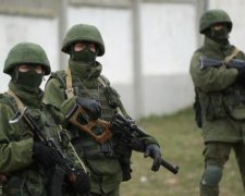 Животных хоронят лучше: в сети показали свежие могилы российских боевиков