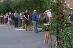 Черга у військкомат, скріншот: YouTube