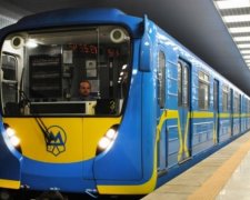 В київському метро змінять вигляд автоматів для карток (фото)