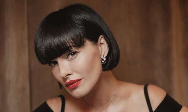 Гола Астаф'єва пограла на камеру: шикарна жінка