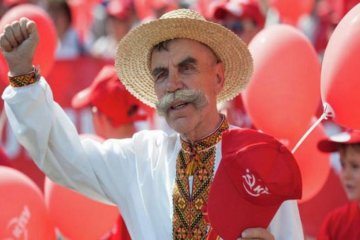 Тяжелое наследие: как на украинцах отразилась ментальность "совка"