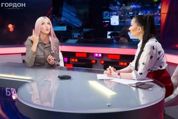 "Чим я гірша?": Полякова йде у президенти, Тимошенко напружилась