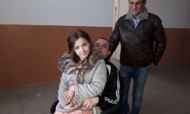 Важко хвора сім'я у відчаї звернулася до Зеленського: на кону доля маленького українця