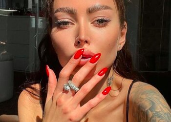 Алена Омович, instagram.com/alena_omovych
