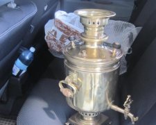 Украинец поехал к оккупантам со своим самоваром