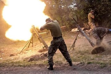 Боевики поливали украинских защитников минометным огнем