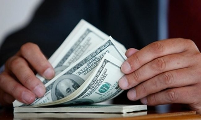 Багаті чоловіки частіше зраджують своїх дружин