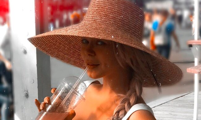 Аліна Гросу, www.instagram.com/alina_grosu/