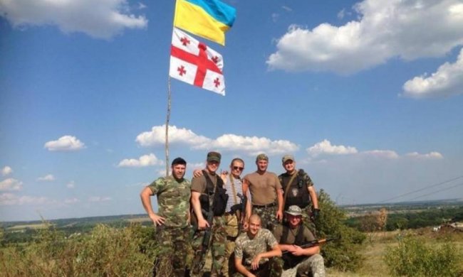 Грузинские военные пройдут по центру Киева