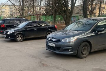 Автомобиль, фото: Знай.ua