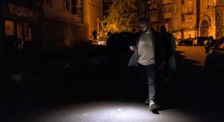 Відключення світла, фото: YouTube