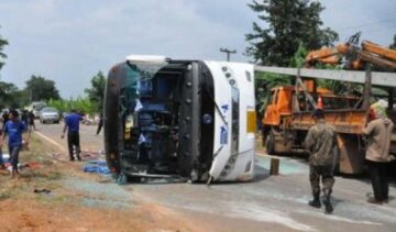 Полсотни людей пострадали в результате ДТП в Таиланде, есть погибшие