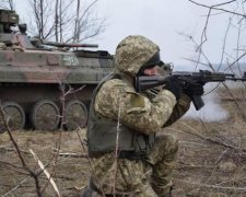 Проросійські бойовики б'ють з мінометів по всій лінії фронту