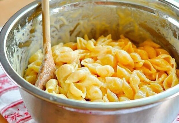 Вершково-сирний соус для макаронів