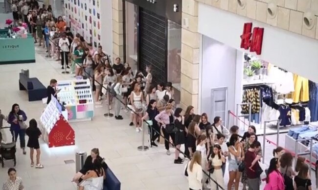 Очередь в русский магазин. Фото: скриншот Telegram