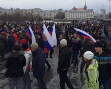 Акція проти Медведєва: росіяни адаптували відоме українське гасло