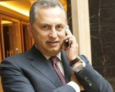 Колесніков вирішив перейменувати свою кондфабрику - "Тор" замість "Конті"