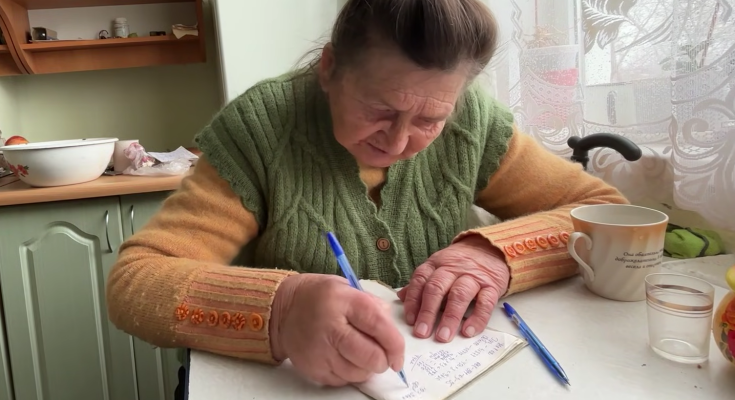 Пенсионерка. Фото: скрин youtube
