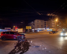 В Днипре пьяный гонщик влетел в патруль, есть пострадавшие: видео ДТП от первого лица