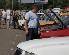 Стала известна средняя цена растаможенного в Украине авто