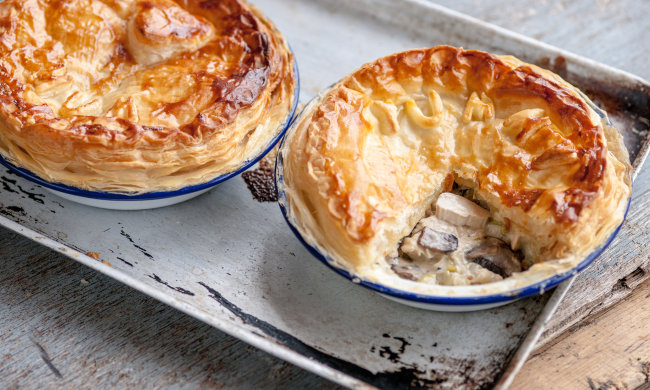 Нежный и невероятно вкусный куриный пирог с грибами