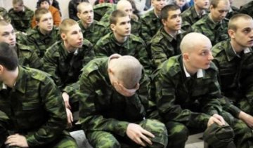 Кримчани тікають в Україну від призову у російську армію