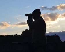 Ночные фото с передовой поразили убийственной красотой