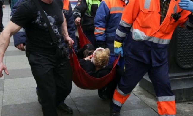У Москві і Петербурзі проводять акції пам'яті загиблих в метро