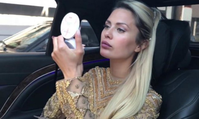 Гаряча і схудла Вікторія Боня виставила всі свої принади напоказ: фото