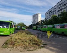 В Харькове копы вставляют маршрутчиков палки в колеса: "17 тысяч - и свободен"