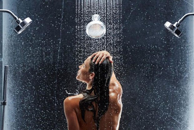 Відповідають дерматологи: як часто потрібно приймати душ