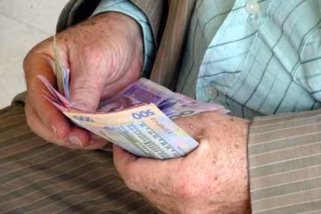 Українцям підвищать пенсії три рази, але не поспішайте радіти