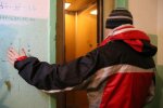 Душив і ридав: маніяк-збоченець підстерігає киянок в ліфтах