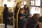 Українці в автобусі / фото: скріншот Youtube
