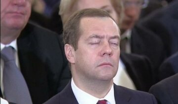 Зробили клоуна: українські дипломати порадили Медведєву відіспатися