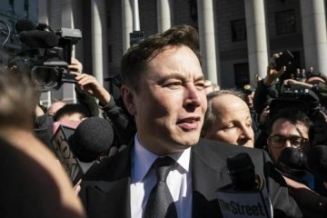 Илон Маск - глава Tesla