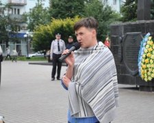 Савченко поговорила с голубями и назвала Ковель Крымом