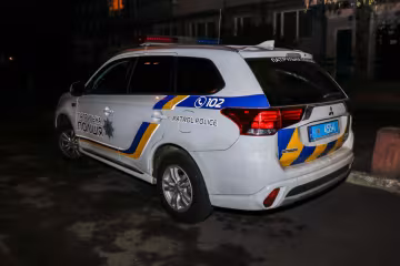 Неймовірний інцидент з грабіжниками і київськими копами потрапив на камеру