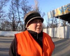 Асфальтоукладчица Катя: гроза украинских водителей покоряет Польшу