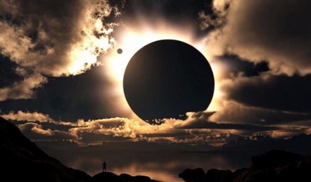  Українці побачать місячне затемнення та зелену комету