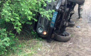 На Рівненщині старателі влаштували копам Дикий Захід