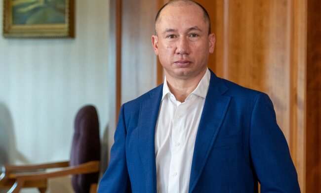 Підозрюваний у колаборціонізмі раптово став патріотом-волонтером: як вирішив сховатися Денис Парамонов