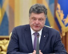 Порошенко выступил против реформы госслужбы, одобренной ЕС