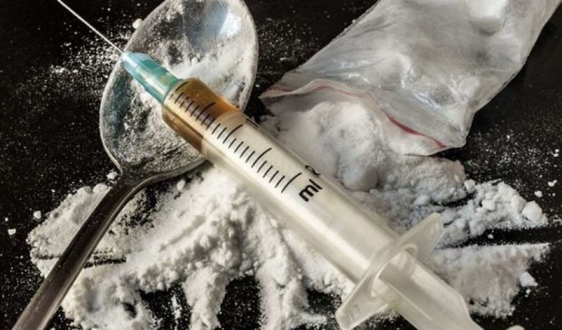 На Хмельниччині екс-міліціонерів засудили за торгівлю наркотиками