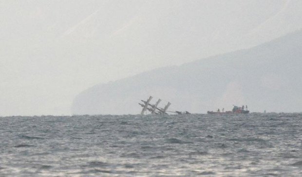В Турции сотню туристов выбросило в море