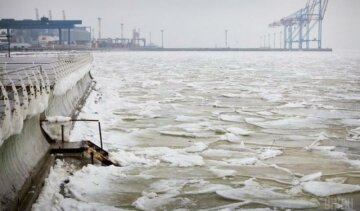 Одесское побережье превратилось в каток