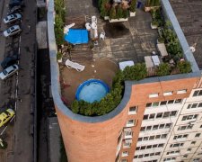 Райський острів на даху багатоповерхівки (ФОТО)
