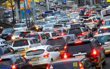 В Киеве тройное ДТП превратилось в настоящее месиво: фото 