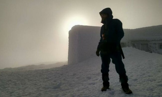 Рятувальники з України та Польщі вийшли на гору Піп Іван (відео)