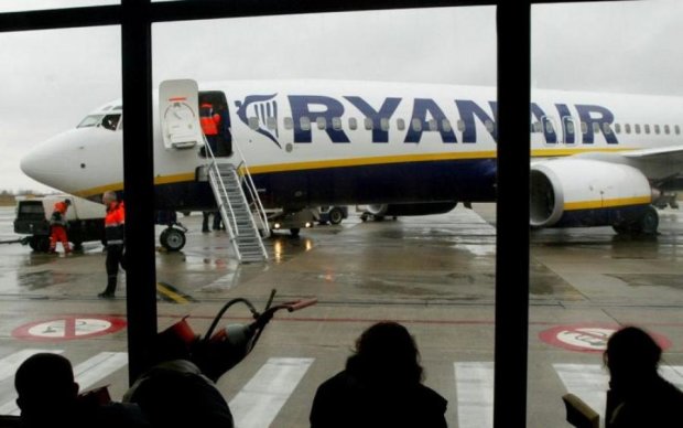 Скандал з Ryanair: авіаперевізнику запропонували компроміс